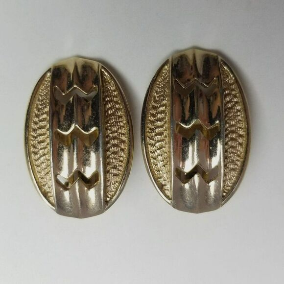 Vintage Sarah Coventry Gold Tone Oval Shape Clip On Earrings, Retro 80s Style - Picture 2 of 7